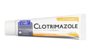 Tubo de Crema Antifúngica de Clotrimazol Family Care para la Dermatitis Seborreica